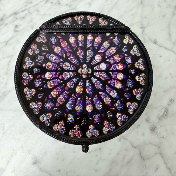 ART & ARTIFACT Notre Dame Rose Window Trinket Box Pressed Glass Jewelry Box - Picture 7 of 8